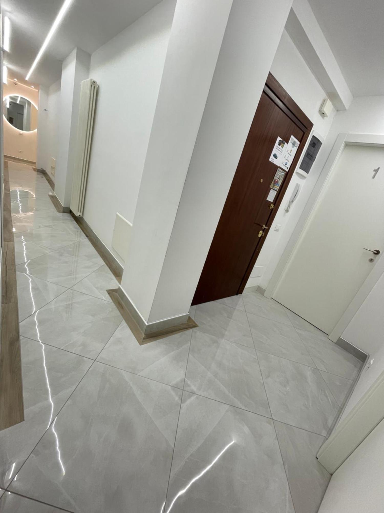 Arbi Venice Station เมสเตร ภายนอก รูปภาพ
